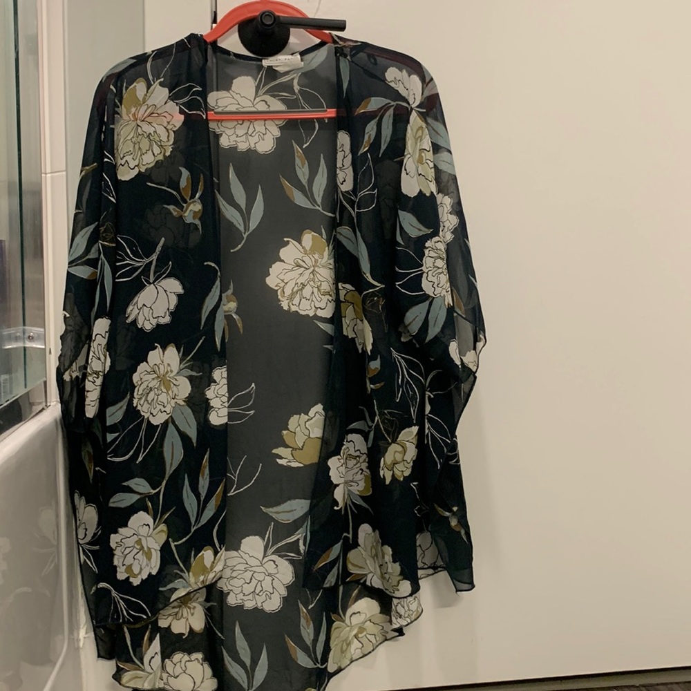 Deep green floral kimono